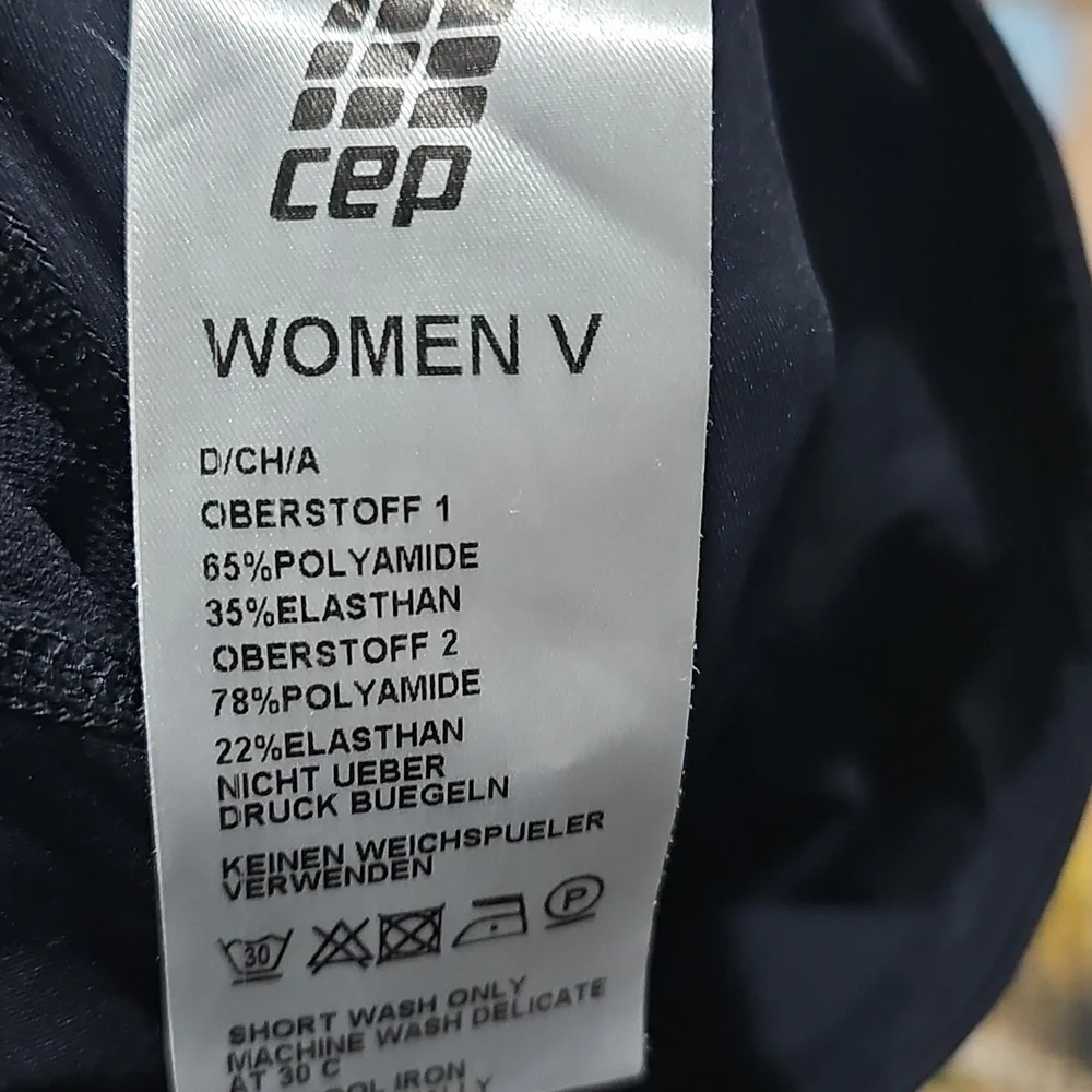 CEP‎ Black Athletic Capri Leggings Size Medium - Picture 5 of 6